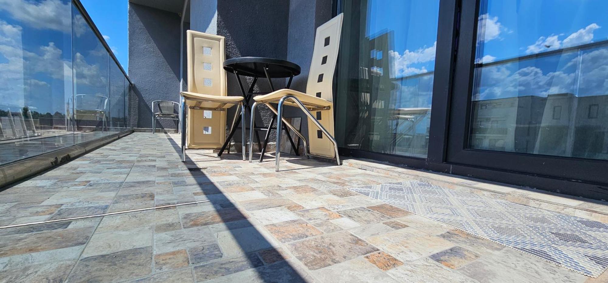 Luxury Aparthotel Promenada In Building Stefan Prima Linie La Mare 那沃达利 外观 照片