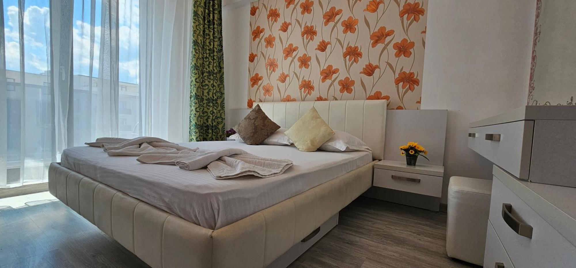 Luxury Aparthotel Promenada In Building Stefan Prima Linie La Mare 那沃达利 外观 照片
